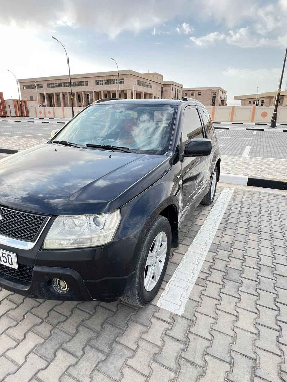 السلام عليكم للبيع سازوكي فيتارا الياباني 2007 تك باب رقم بصره دولي سنويه 2031تحويل محرك وكير جدد كير عادي فورويل تبريد ثلج ❄️ سياره جاهزه كهربائيات كله شغاله تقفيل عن بعد بيه مكانات صبغ الجماليه سياره جاهزه السعر55 وبيه مجال مكاني البصره ***********
