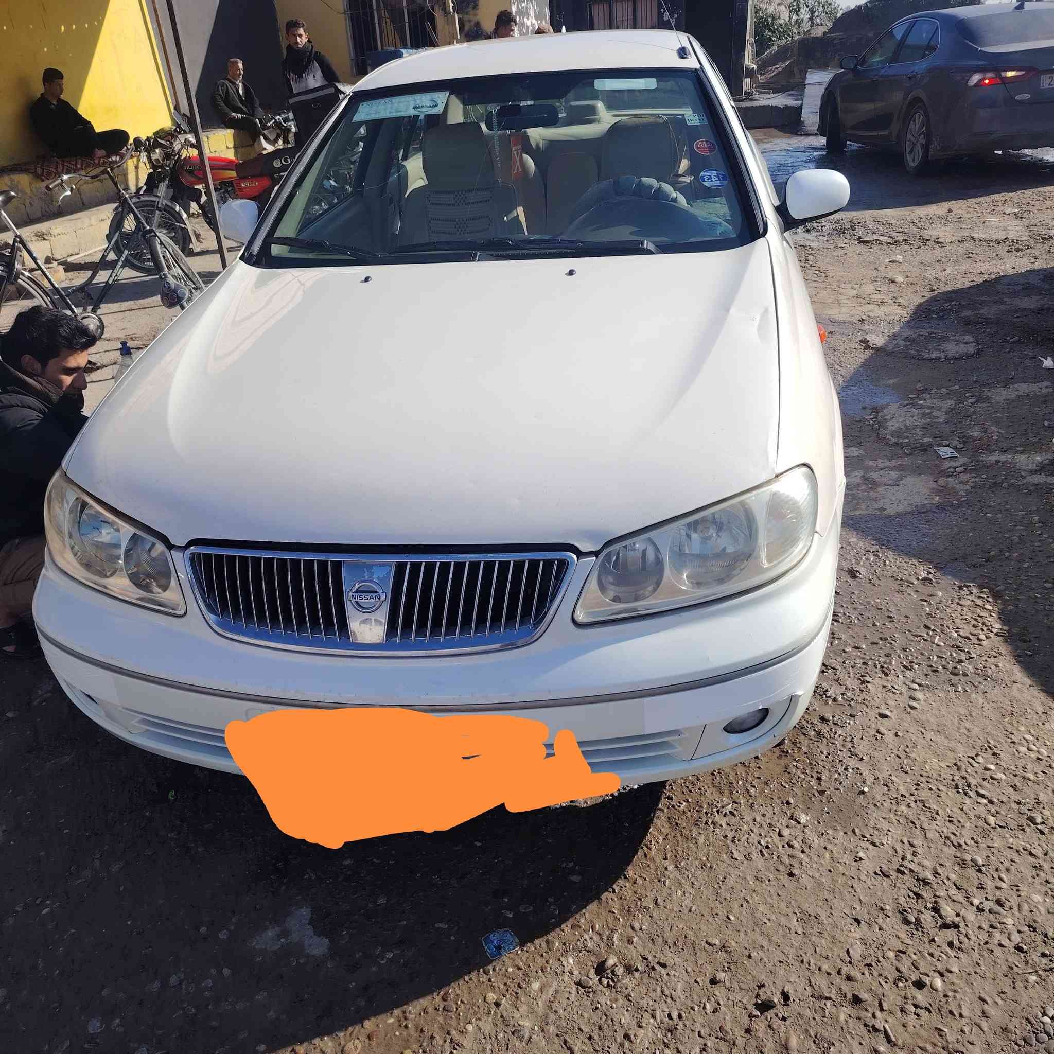 السلام عليكم سني ياباني موديل 2004 رقم صلاح الدين دولي بسمي شرط التحويل بيه قطعتين شبر بلباب وشبر بل جاملق بدون دواخل كير ومحرك شرط مكان صلاح الدين بيجي رقم الهاتف ***********
