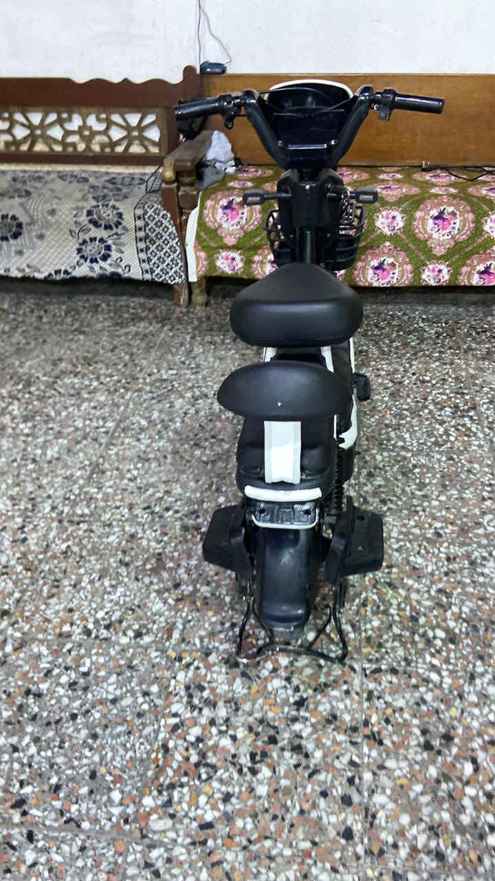 سلام عليكم ماطورشحن البيع سعر علئ خاص ***********
