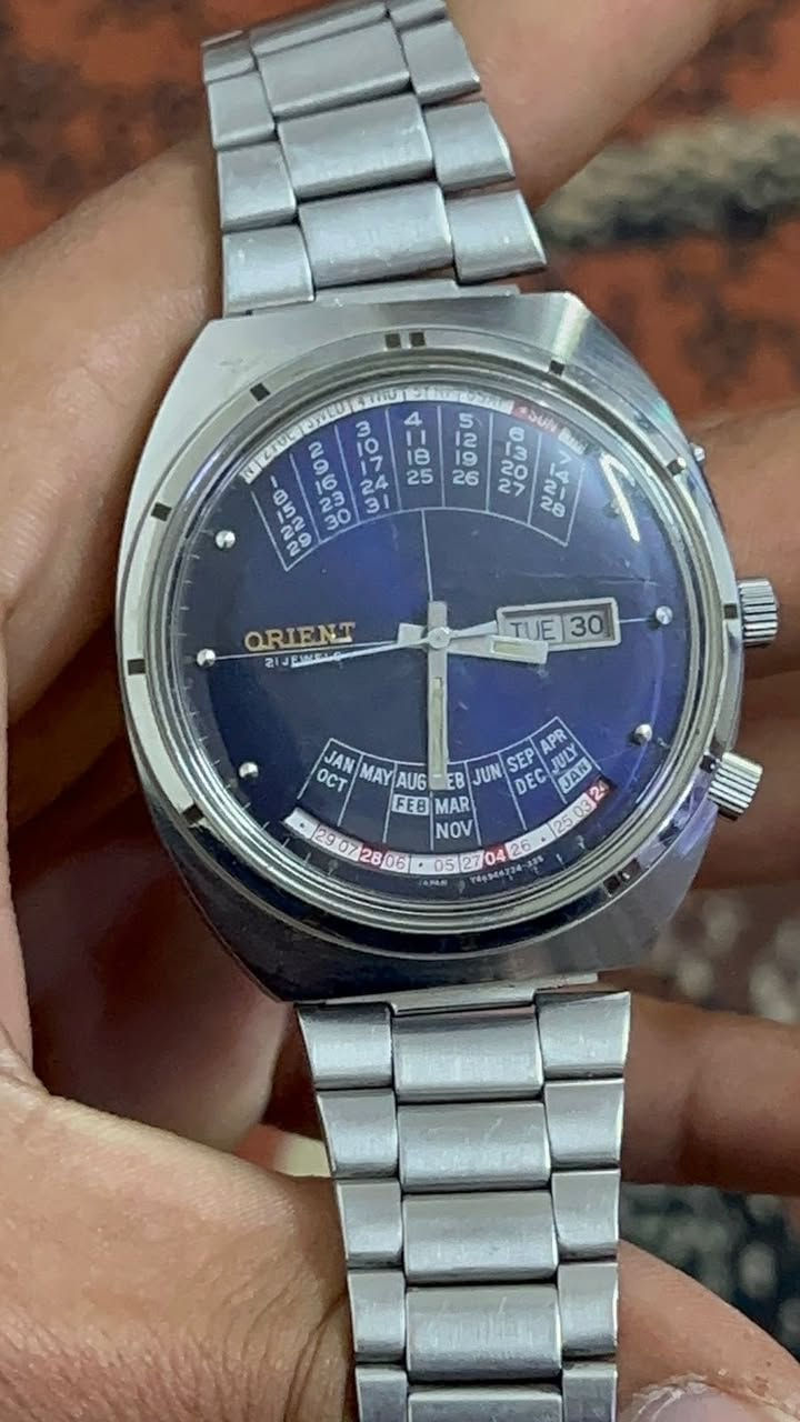 للبيع بيها تاخير وتوكف سعر ١٢٠ بيها مجال 
*********** واتساب
