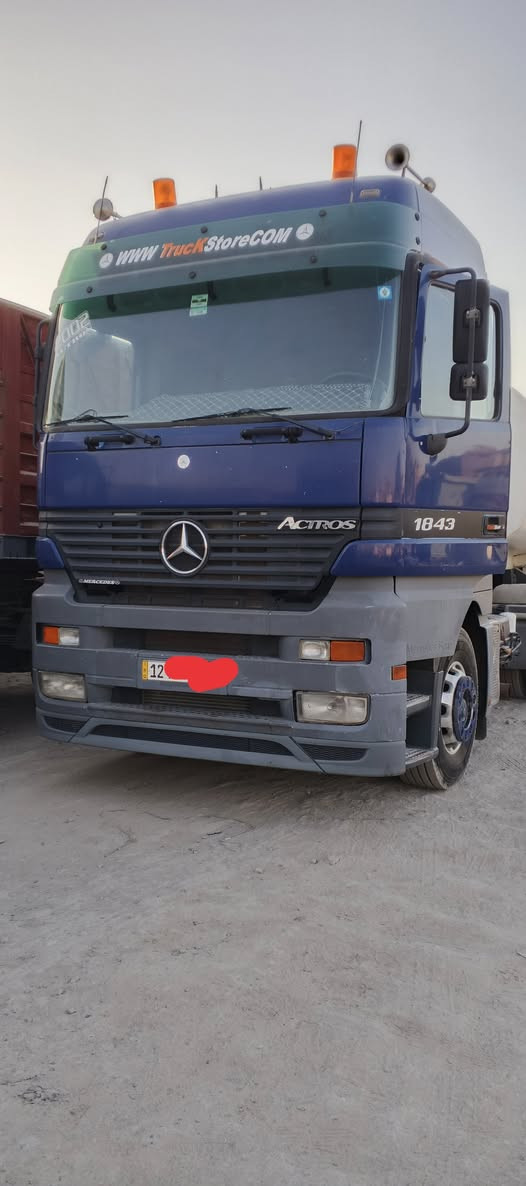 سلام عليكم سياره اكتروس للبيع موديل 2002 سياره جاهزه سنويه صهريج سنويه جديده باسمي رقم نينوى سعر 220 مكاني موصل  ***********/***********
