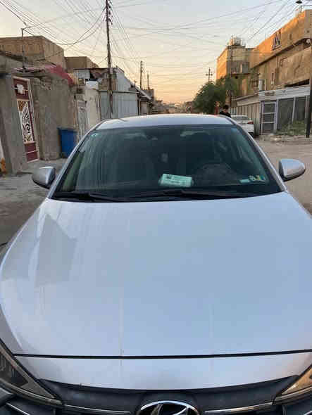 السلام عليكم
للبيع 

النترا 2019 وارد امريكي 

حادثها باب السايق والباب الوراه 

سياره نظيف استعمال شخصي 

ماشيه 74 m 

محرك كير مكفول 

تبريد ثلج ❄️

شاشه 🖥️

كير At المرغوب 

محرك 2000 

السعر (145) وبيها مجال 

(***********)
