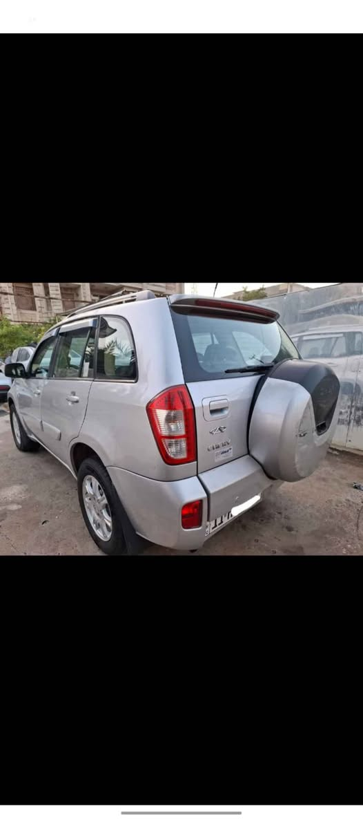 شيري تيكو موديل 2013
محرك1800
كير كهربائي 
سياره خير من الله 
محرك نشط وكلش حلو بس بيهه بس نضوح من الجبن يرادلهن تبديل 
كهربائيات كلهه شغاله 
مواصفات التيكو معروفه فتحه 
وجام يصعد ويه تقفيل وتحكم استيرن 
حساسات خلفيه 
سياره بسمي رقم انكليزي هزه جديده وماعليهه غرامات ولاربع 
تحويل ثاني يوم 
للاستفسار ***********
السعر 60
العنوان الصبح متواجد بالمنصور 
وباليل متواجد بالبلديات بغداد, العراق
