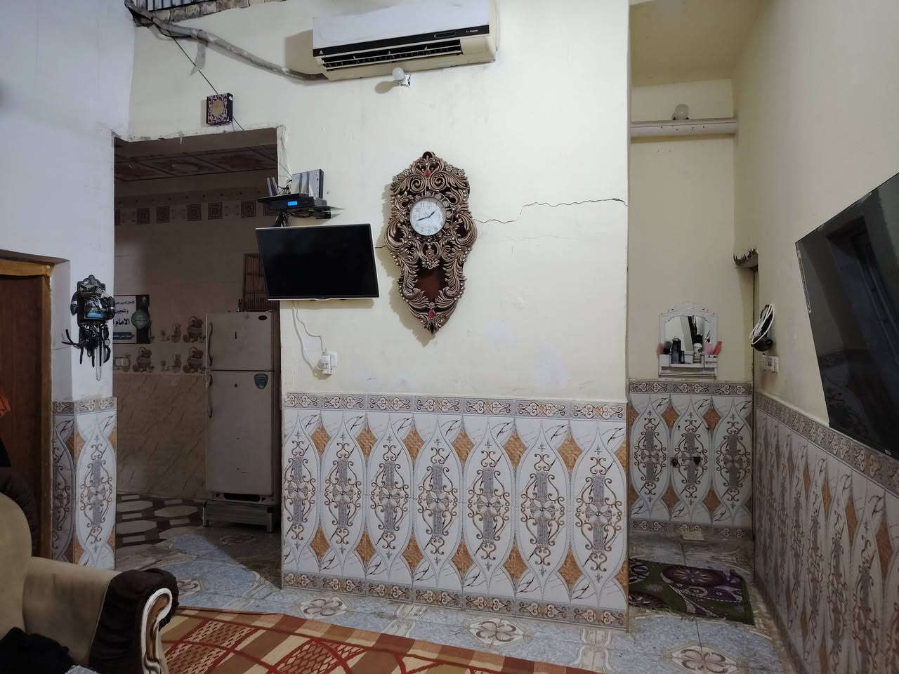 🏠 دار للبيع
📍 الموقع: حي الحسن العسكري / حي لازم (الدوانم)
📏 المساحة: 100 م
📜 نوع السند: 25 زراعي
مواصفات الدار:
ديوانية
مطبخ
صالة مفتوحة
غرفة في الطابق الأرضي
غرفة في الطابق العلوي
نقص فقط "أبياض وأرضية"
📍 الموقع قريب من جامعة ميسان (من جهة الباب الخلفي)
💰 السعر: 55 مليون 
📞 للاتصال: ***********
