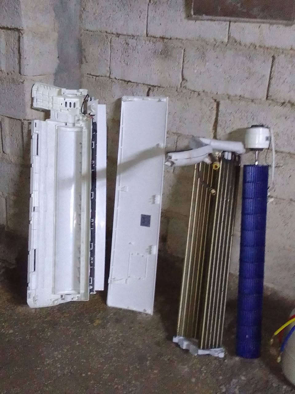 خدمات المميز
فتح السبلت +شد السبلت +تنظيف السبلت  بأسعار تنافسية  جميع أنواع السبالت الجدارية  عامودية
تنظيف وغسل كامل لسبلت بجميع
انواعه 
/نصب سبالت  /صيانه/
شحن غاز R22  وغاز R 410/تبديل عاكس/ تبديل كمبريسر/ تنضيف القطع الداخليه والخارجية 
-سرعة وامانة في نصب السبالت 
-عمل موقعي
-ضمان عملنا موسم 
عمل على مدار ٢٤ ساعه
ماعليك فقط الاتصال 
خدمات المميز *********** 
***********
نجيك للشقة 🏃🏃🏠🏠
