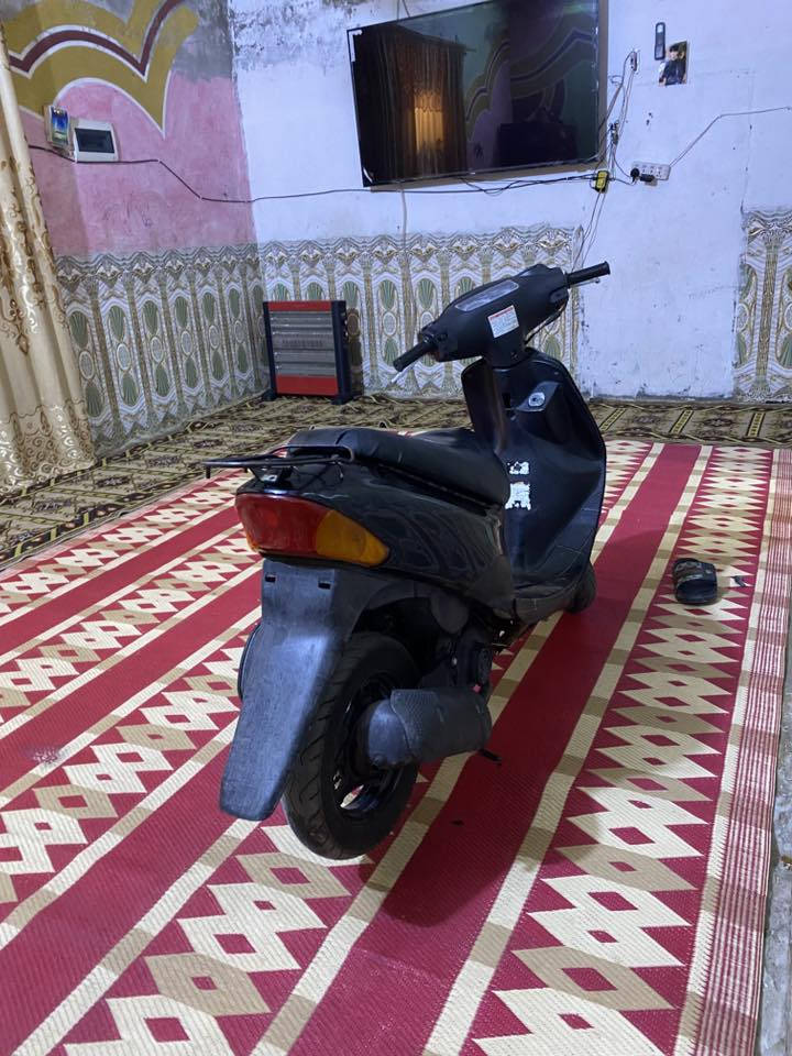 سلام عليكم ساسوكي للبيع دراجة نظيفة وحلوة سعرها 250وبي مجال ***********
