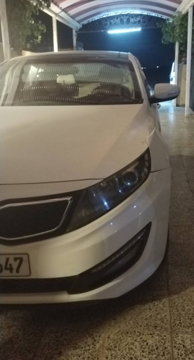 اوبتيما خليجي ٢٠١٣ ابيض اربيل بيها صبغ بنيد محرك مفتوح ٢٤٠٠ دوش بيها صبغ بلتكمه باب مفتوح ***********
