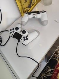 بلاي 4 • مهكر • ٢ جويستك