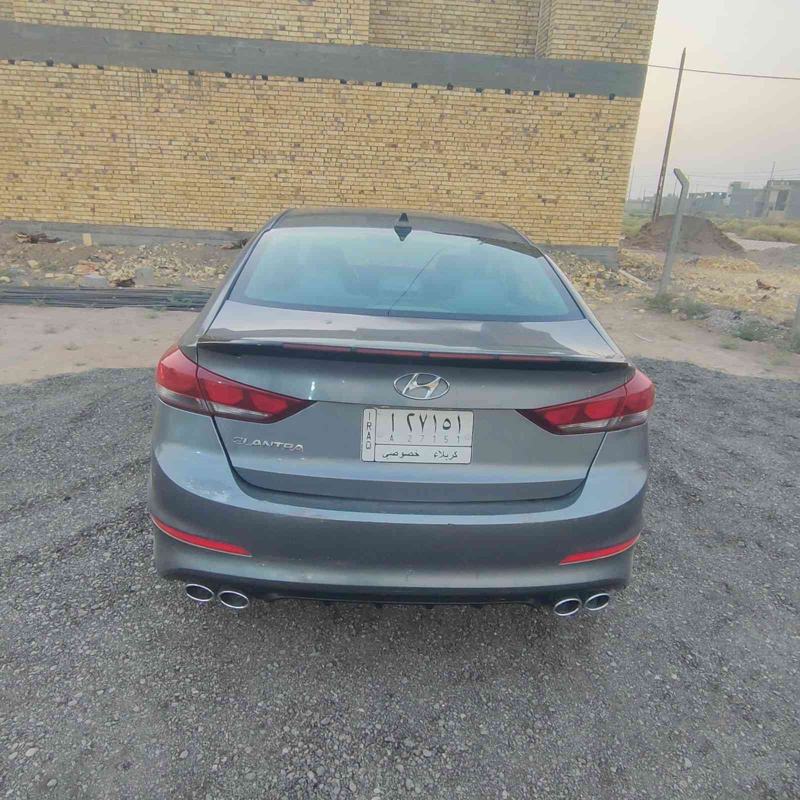 السلام عليكم 
النترا 2017
بيع مستعجل السعر 115 وبيها مجال جدا قليل 
وارد امريكي مكينه 2000 دوش
كير ايتي
مدوشمه ارضيات وكشنات
السياره خير من الله ماناقصها شي وهواي بعد بيها تفاصيل 
حادثه ب امريكا فقط خشم البنيد
صور امريكا مرفقه بالمنشور
العنوان كوت 
للستفسار الاتصال
***********
