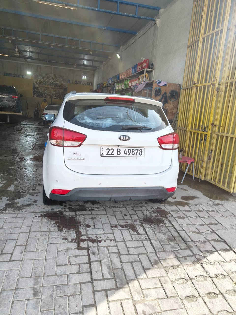 السلام عليكم كيا كارنز سبعه راكب موديل 15جديده السياره بمعنى الكلمه گير مكينه تبريد حداديه كلشي جديد تخم تاير كلشي شغال ما عايزه برغي مابيه كل نقص 
رقم  وهزه جدد سنويه لل2031 تريد وكاله تحويل حاضر مكفوله من الفتح والتبديل والصبغ بيها ملاحظات جدا بسيطه السعر اتصل واني بخدمتك  ***********
