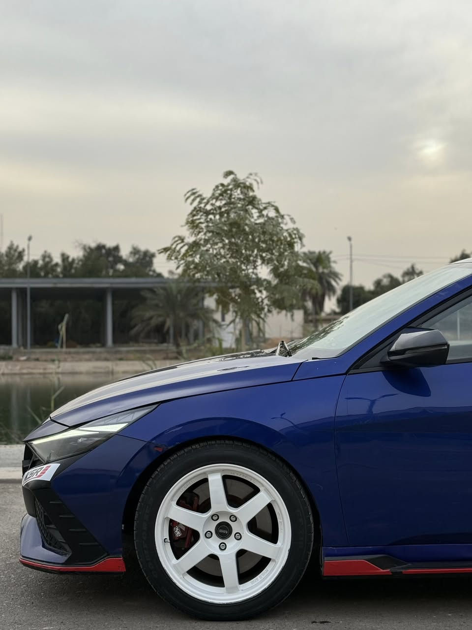 سلام عليكم اتصال فقط!
النترا N. / للبيع كوري اصلي 
بيه قطعتين تبديل وبيه بارد بل قماره مال تحميل 
وسونار كدامك بل منشور 
كير مكينه كفاله من الفتح 
‏السرعة300
موديل 2022
المحرك :2000 تيربو 🚀
ماشية 70 الف كيلو وليس ميل  
گير  8 نمر اوتماتيك 
السيارة  بوست تربو و عطاس 
المواصفات:#N 

كشن حضن  
كشن علامة N
كشنات كنتاره وجلد
اناره داخليه ٢٤ لون
تحكم ستيرن نورمال وسبورت
تحكم دبلات نورمال وسبورت
ابواب بصمة
شحن وايرلس
شاشة ايباد
كاميرا
نظام صوت _𝐁𝐎𝐒𝐒
اشارة ترحيب
اشارة مرايا
اوتو ستوب
نقطة عمياء
تحديد سرعة
تحديد مسار
رادار امامي 
رادار جانبي 
رادار خلفي
قيادة ذاتية  
حساسات خلفي
نضام _ ECO
نظام _ 𝐍𝐎𝐑𝐌𝐀𝐋 نورمل 
نظام _ 𝐒𝐏𝐎𝐑𝐓 سبورت
نظام _ 

كشنات هيتر
ستيرن هيتر
صندوق ذكي
لايتات لد 3عدسات زينون 
بگلايت لد  
 تبريد ثلاجه
السعر 138 وبيه مجال جدا بسيط  
الشراي يخابر اريد ابيع السياره
بيها هزه وجاهزه ورقم كنليزي 
بسمي شخصيا ثاني يوم احولك 
مكان السيارة بغداد 
***********
