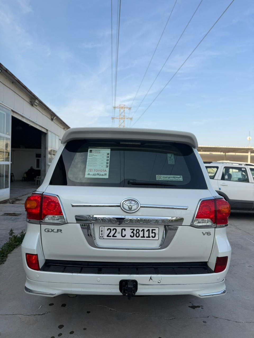 السلام عليكم شباب  
لاندكروز13 
بريم اصل
السياره مكفوله من الصبغ والتبديل مكفول كفاله عامه  
ماشيه 200الف
رقم بغداد  ومكانها بغداد   
تحويل ثاني يوم السياره باسمي شخصيا 
السياره جديده بشكل وبالعافيه الي تصير من نصيبه
سويتلها سيرفس كامل وتخم تاير جديد وحداديه جديده  سعرها 390 وبيها  مجال 
*********** 
بغداد راشديه
