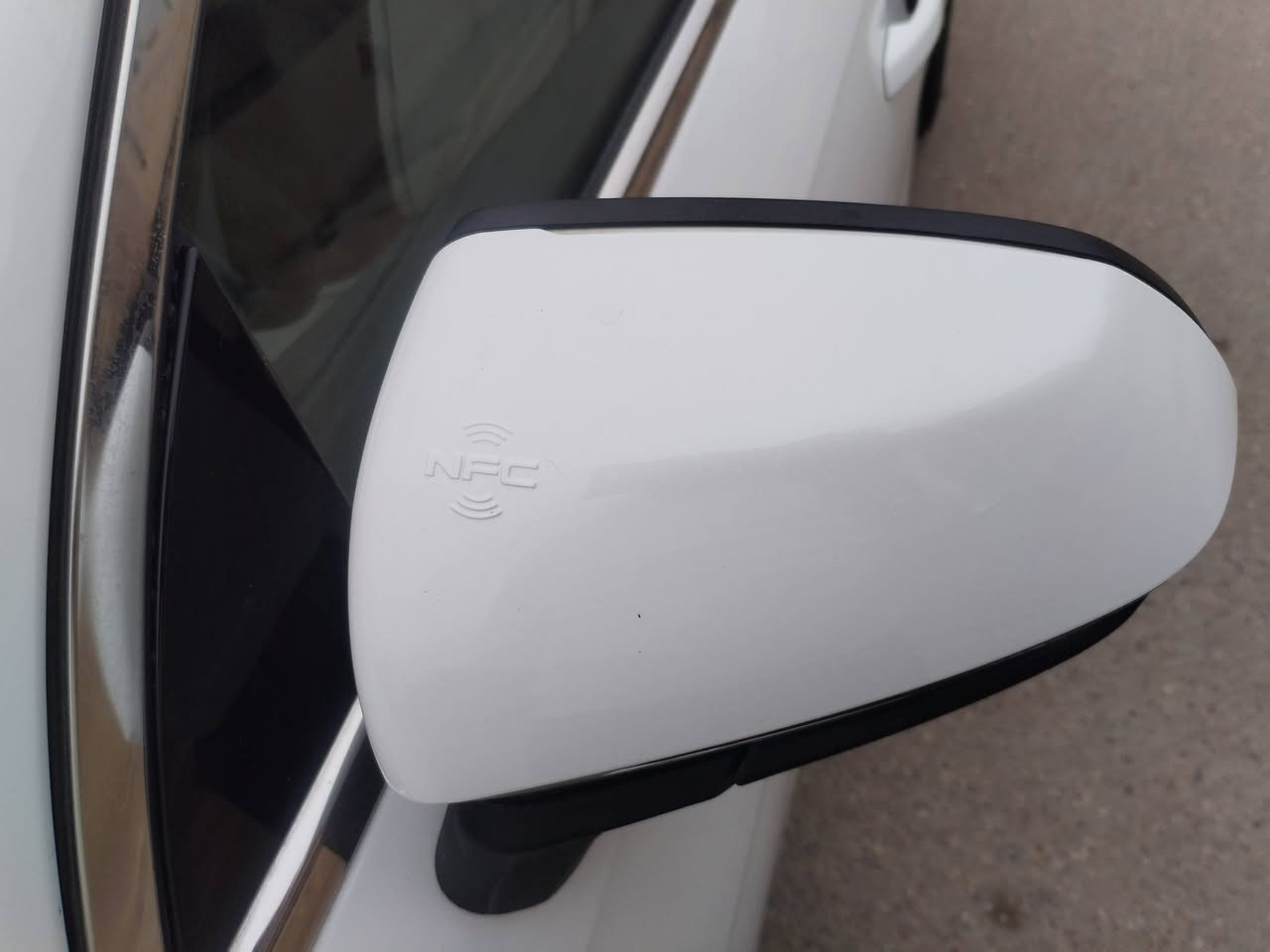 السلام عليكم بي واي دي دستروي مرقمه بسمي بغداد كفاله عامه زيرو سيارة كامل ملحقاتها  مكان السيارة بغداد حي الاعلام قرب جامع عمر الاتصال ***********
