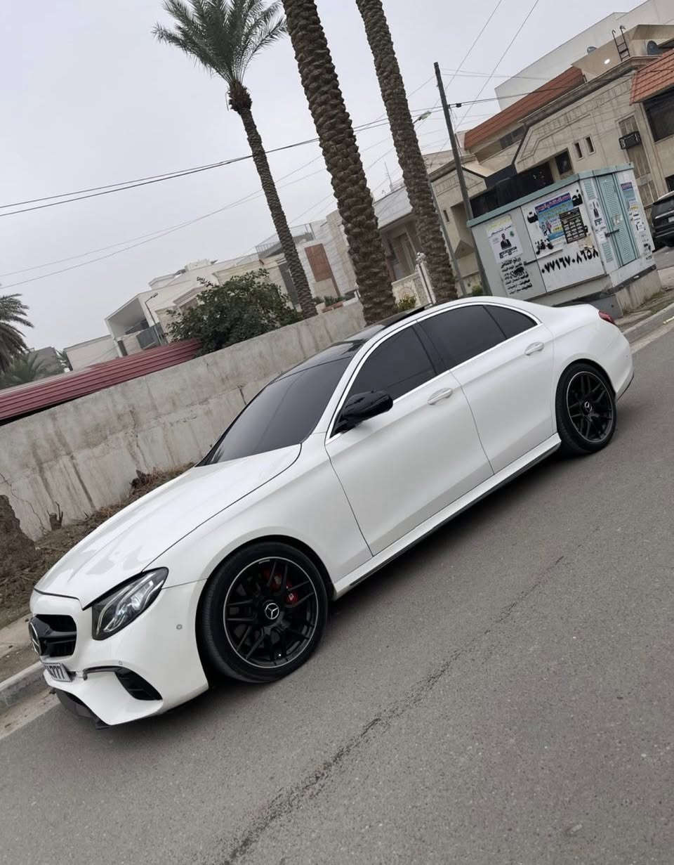 مارسيدس بنز الفئة E300 موديل 2017
رقم بغداد
السيارة بانوراما 
المسافة المقطوعة 52 ميل
حجم المحرك 2000 تيربو
كت AMG بلادي
مواصفات كلش اهواية وهواي تفاصيل
بغداد بأسمي تحويل مباشر
الحادث جاملغ ايسر وباب السائق فقط والبنيد امبدل والسيارة مابيها أي حادث بالبچم 
العنوان : بغداد
للأستفسار الاتصال : ***********
السعر ٢٣٧ ورقة
