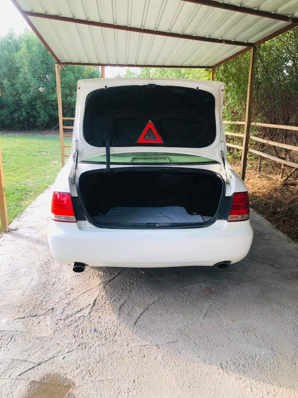 تحيه طيبه ❤️
تيوتا كراون ((شاهينه )) 50Athlete

مديل ((2004)) خمسينيه 

شاصي  182

السياره قرار ((٤٨)) كركوك  مداور وين ما يعجبك هزه جديده  رقم الدولي 

السعر 160 وبيه مجال شي بصيط حك الجيه،،،،،،،،،،، 

مكينه (3000) شرط استوني شاده

٣دكم 

داخل بيجي  ملكي ،،،،،،

برده خلفيه اوتو ،،،،،،،

 سيدي جنجر ٦ اقراص +خزن،،،،،،،

كامره دواره،،،،،،،،،

ستيرن كهرباء + تحكم استيرن جهتين ،،،،،،،

نضام TRC +VSC مانع انزلاق(ABS)

دبلات اسبور رياضي ،،،،،،،،

نضام ECO،،،،،،،،

 نضام صوتي استريو ،،،،،،،،،

شاشه +ملاحه،،،،،،،  

 جام ٤ اوتو  ،،،،،،،،

نضام ترحيب،،،،،،،،

 تخم ويلات  +تايرات حاوي شرط  باتري جديد،،،،،،،،

 لايت زنون 

+بلاجكتور زنون بلادي،،،،،،،،

مري شفط +ترحيب ،،،،،،

٥ بصمات ،،،،،،

كروز سرعه

حداديه ستوني مسويه شرط زيرو ،،،،،،،،

 السياره تحويرته الجوه نجف مشط لكزز يسره بلاد +ABS 

وبنسبه للفوك امارات شغل مضبوط  شرط كل كهربائياته شغاله ،،،،،،،

رقم نكليزي مشروع وطني

مكان السياره حله

***********
