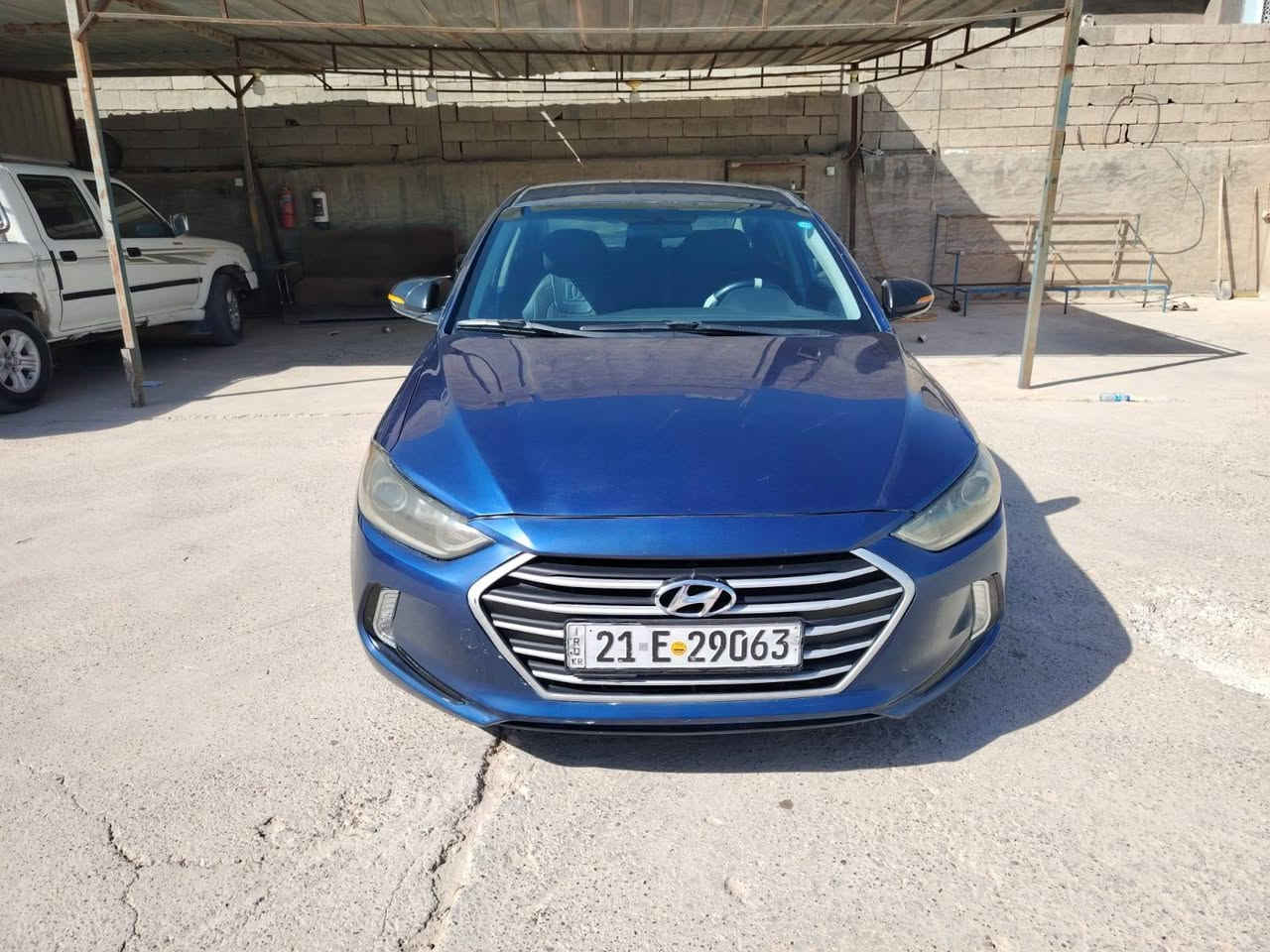 الانترا ١٧ أمريكي محرك 2000 دوش
 رقم سليمانيه دولي بسمي سنويه لل27
ضرر منيد مبدل فقط بدون دواخل ورش صفحتين السونار موجود بصور
 كير ومحرك وصدر وتبريد خير من ألله 
مكان السياره تكريت
السعر97 وبيها مجال
***********
***********
