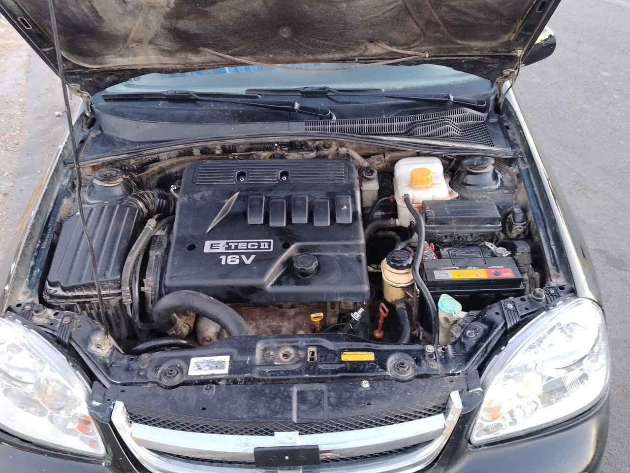 السلام عليكم
أوبترا 2006 
مصبوغة حزام جمالية 
القمارة جاردة 
حادثهه جاملغ خلفي 
الحدادية 80 بالمية 
تخم تاير جديد 
تبريد خير من الله 
السيارة نظيفة 
رقم انكليزي بأسمي
مراوس بEx35  
عنواني كربلاء 
***********
