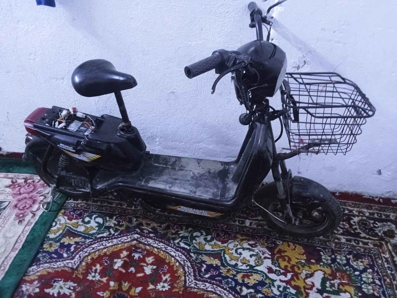 0777
السلام عليكم عندي دراجة شحن البيع السعر 150بي مجال العنوان بغداد الدور الثاني  نقص عقل***********وتساب
