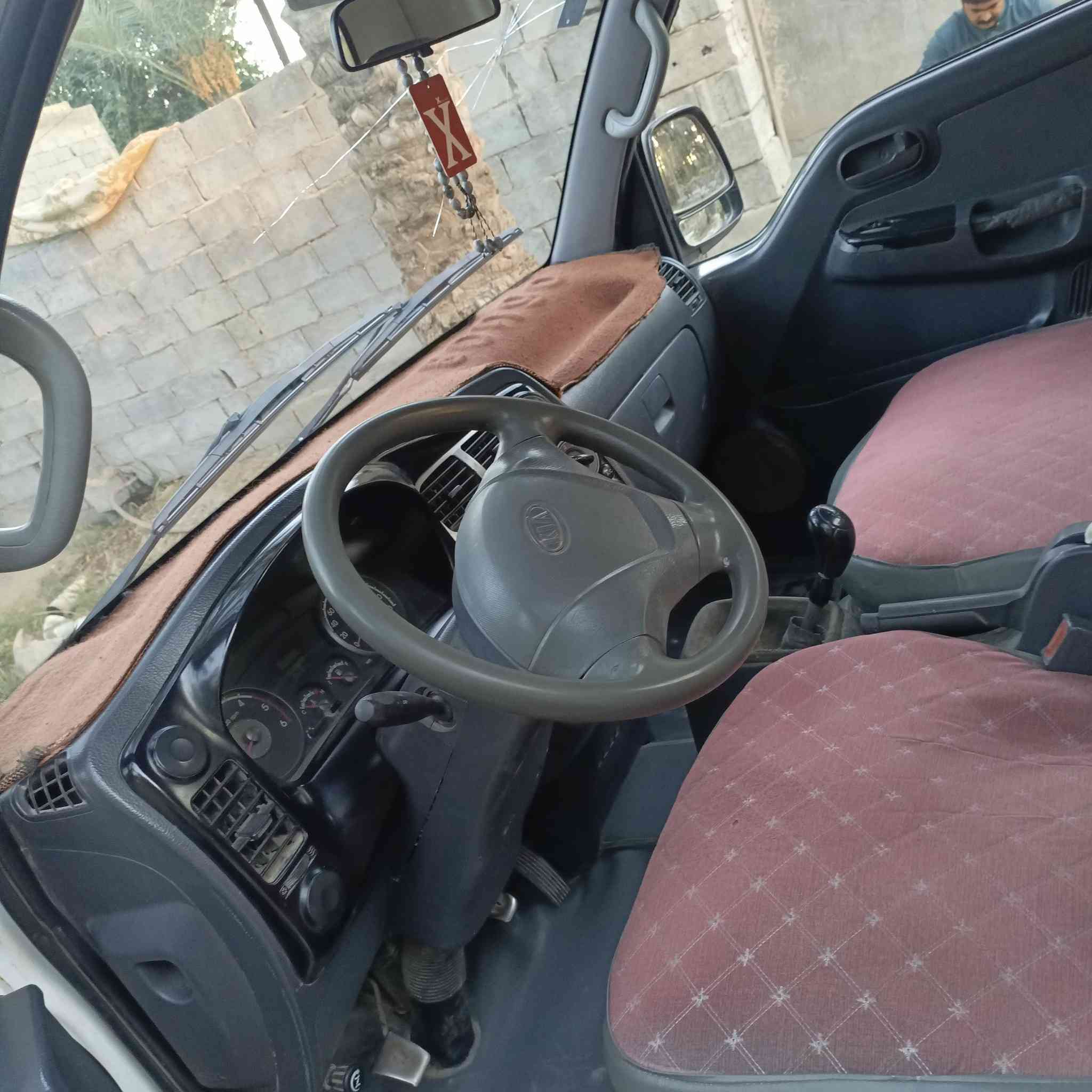 السلام عليكم كيا 2012 للبيع بسمي تحويل مباشر مكفولة تدفئة وتبريد شغال بابل محاويل السعر 90 وبيه مجال ***********
