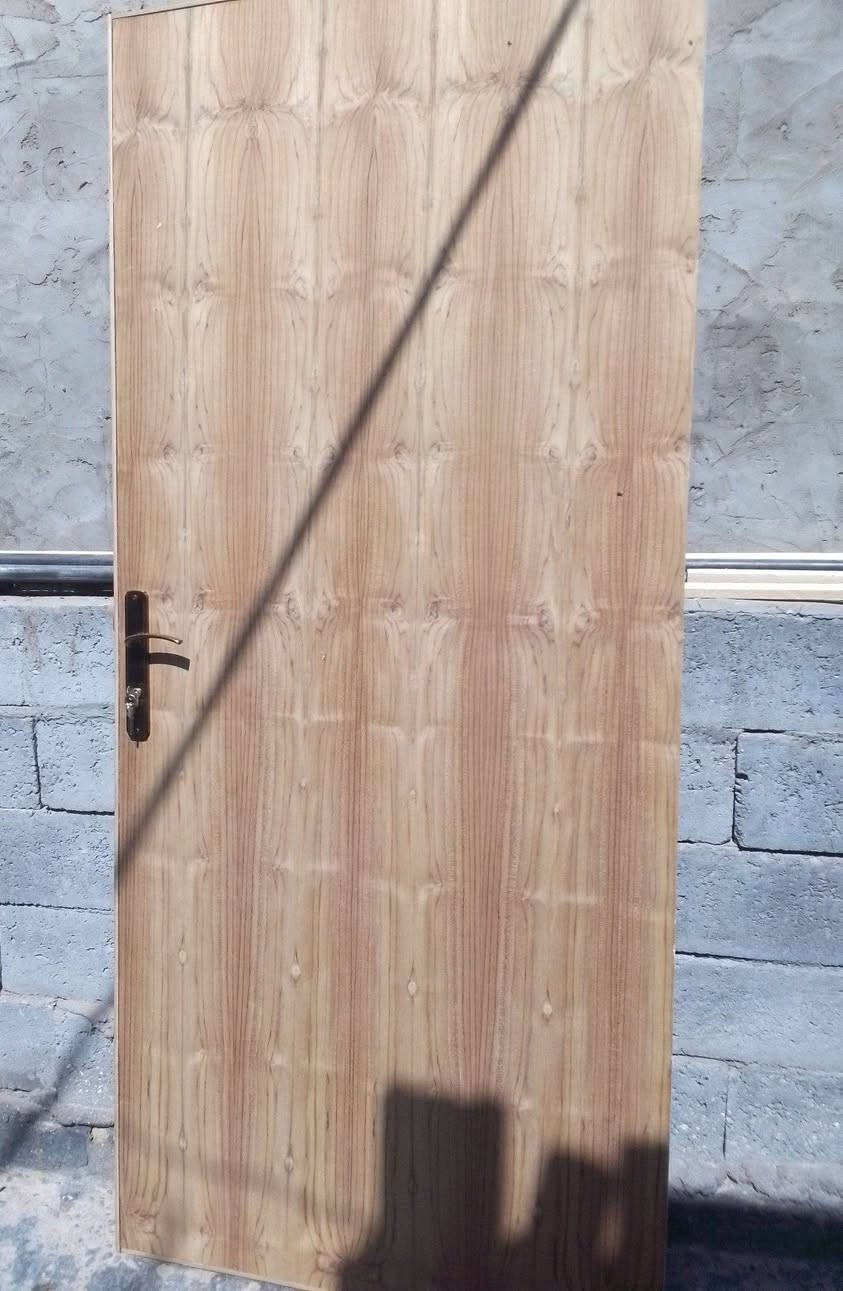 بابين جدد مو مستخدمات اخذتهن واريد ابيعهن اثنينهن تسكام ثقيل ماخذتهن ب300 ابيعهن ب225 
قياس 212 الطول و90 العرض


**إذا كنت صاحب هذا الإعلان وتريد حذفه لأي سبب، رجاءا أرسل رسالة إلى الدعم الفني**