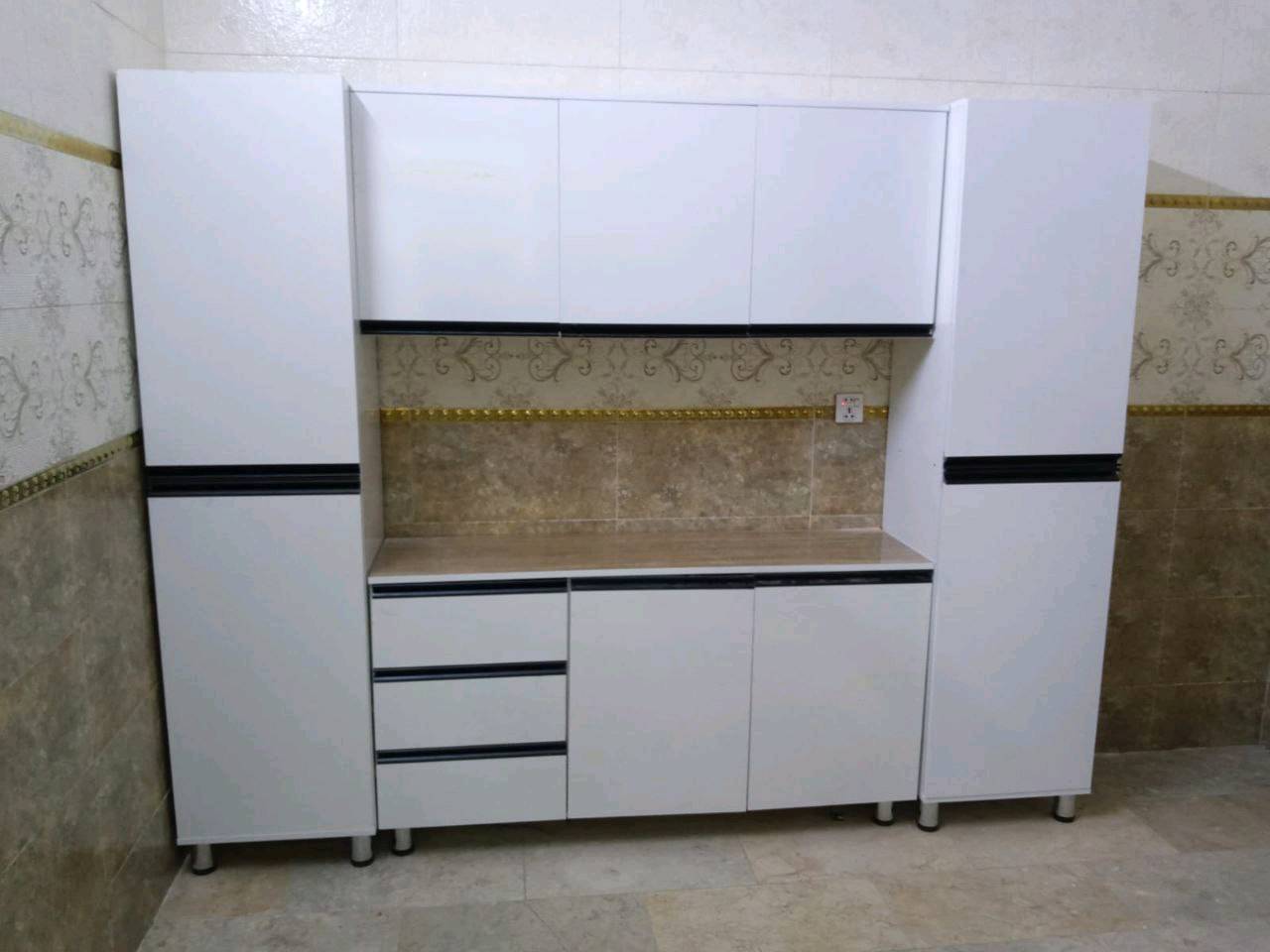 دائما وابد في فن الابداع
 
القياس مترين ونص مع عمل كومدي للغازمتر مع طباخ منضدي متر
625

بدون ميز طباخ وميز غاز500
☺️☺️🌹🌹