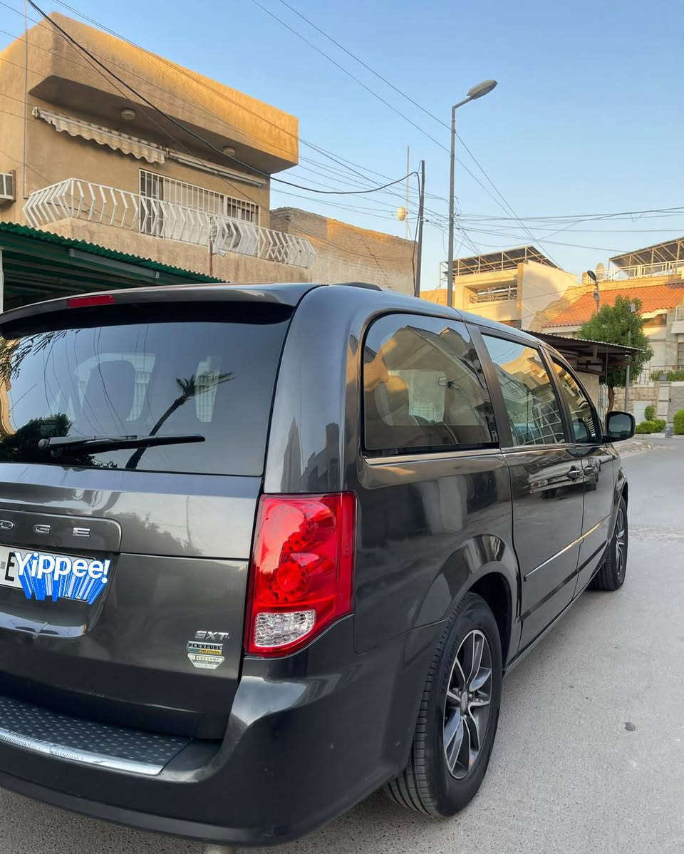 موديل ١٧ فئة sxt رقم أربيل سنويه إلى ٢٠٢٩ كلين بيه جاملغ خلفي صبغ مأشر بلاحمر طخه بسيطه بدون دواخل مكان السياره بغداد اتصال واتس اب ***********
