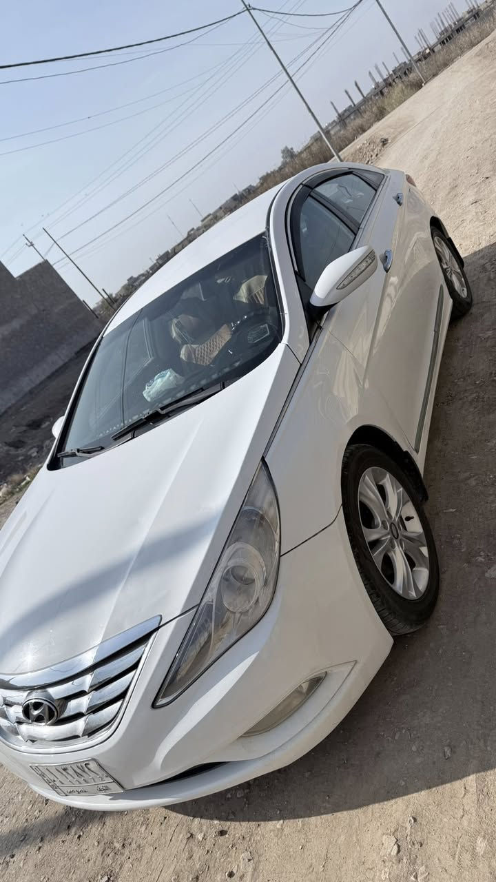 السلام عليكم مكلف بل نشر اتصل وافتهم من راعيها ‭0776 396 3220‬
سوناتا 2013 رقم نجف خليجي سياره محرك 2400 دوش تبريد قطعتين سياره حلوه ونضيفه مابيها نقص سونارها بل منشور تعجبك اتصل شوف سعرها وتفاصيلها مكانها بابل قضاء القاسم
