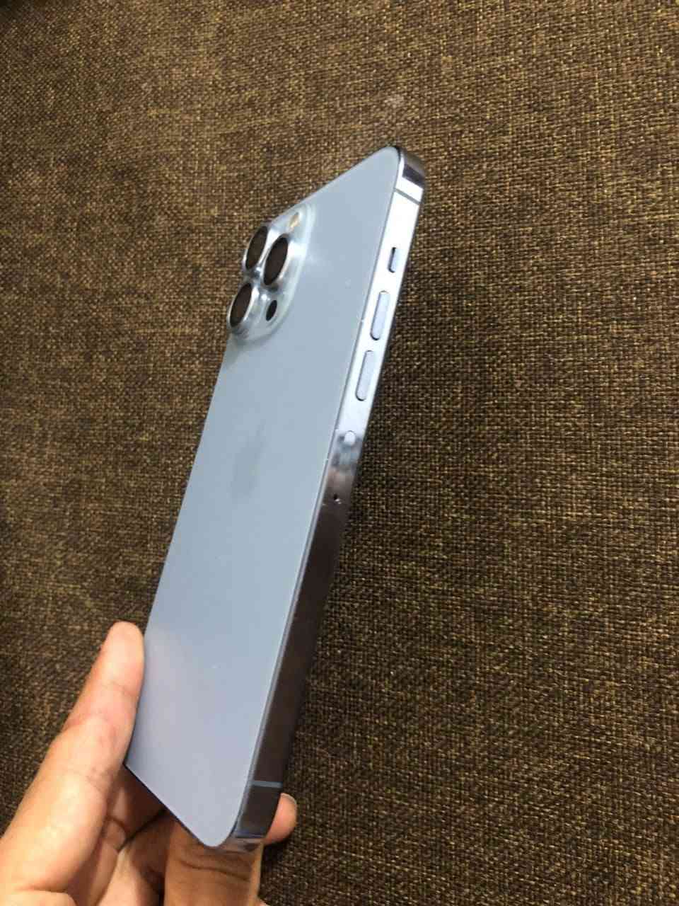 ايفون 13برو ماكس ذاكر 256جهاز ابدل بطاريه نسبت البطاريه 100فيس ايدي شغال شاشا ابدل من غير جهز سعر 460بي مجال شراي تعال خاص او ***********
