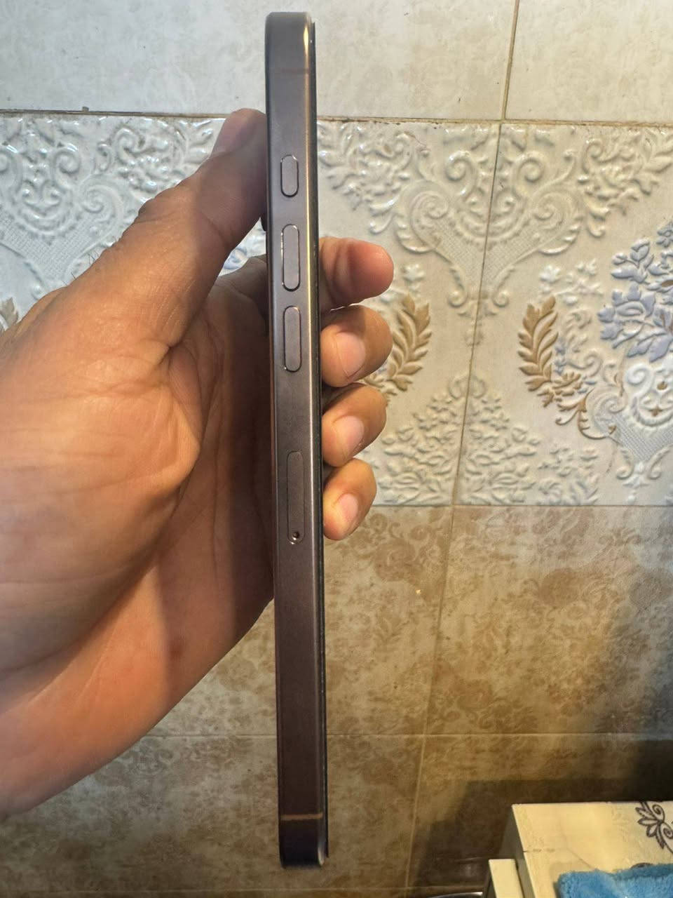 السلام عليكم ايفون 16 برو ماكس
ذاكره 256 بعده جديد بطاريه 99 
السعر 1400


**إذا كنت صاحب هذا الإعلان وتريد حذفه لأي سبب، رجاءا أرسل رسالة إلى الدعم الفني**