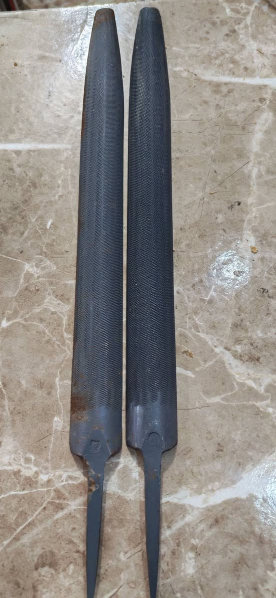 السلام وعليكم للبيع سعر القطعه 5الف تخفيضات والاستفسار واتساب خط متوفر ***********
