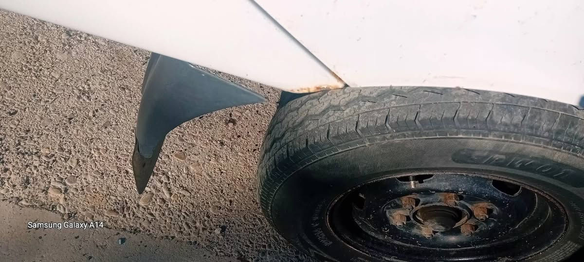 السلام عليكم  كيا بنكو موديل ١٥  رقم  واسط نكليزي بسمي سنويه ٢٩  مكفوله من الضربه وتبديل وصبغ فقط بيه بدايت خياس بلدوسات ملاحظه ابيع بدون محجر وشرط تحويل العنوان بغداد  ***********
