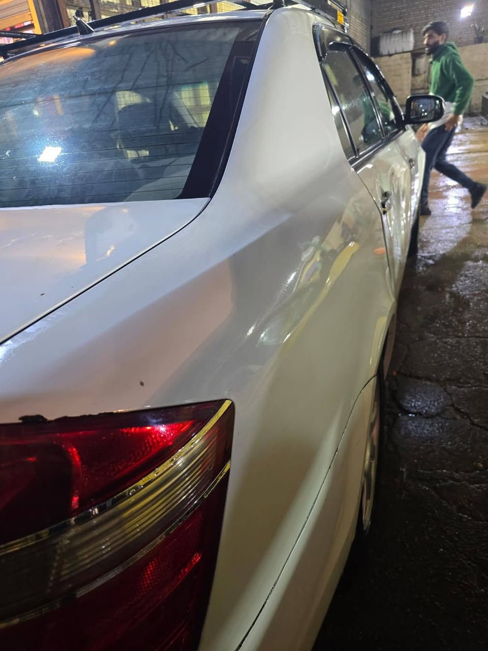 سلام عليكم اخوان سياره جيلي موديل ٢٠١٢ سياره مكفوله كير مكينه تخم تاير جديد كهربائيات كلها شغاله شاشه تاب الكشر مكفول عدا الرصعه بصفحه العبري سعر ٦٢ بيها مجال ***********
