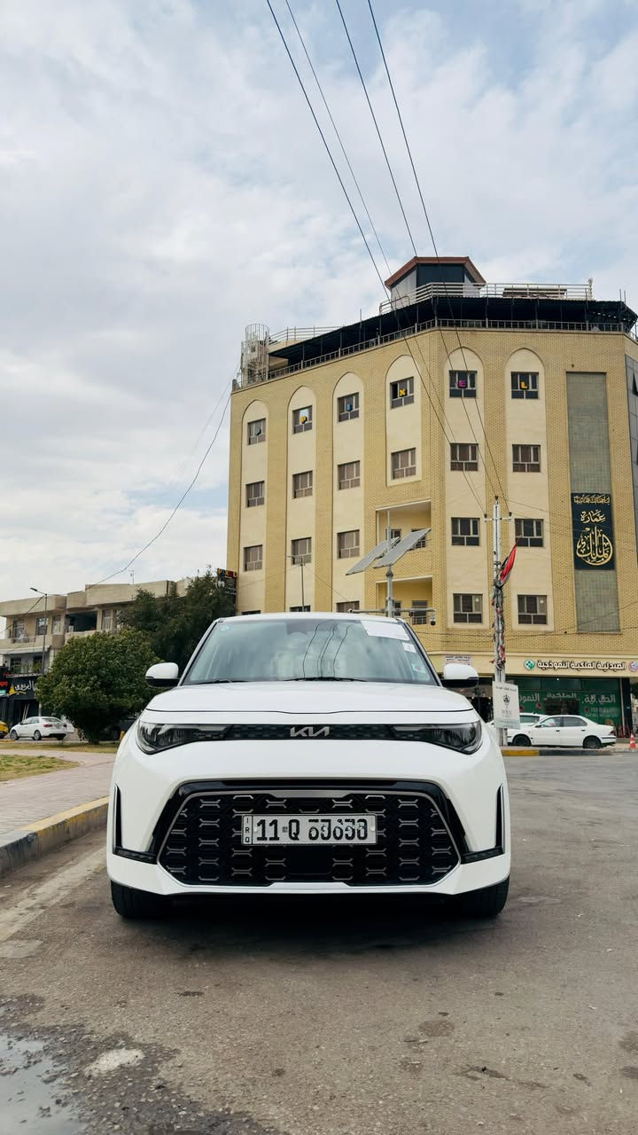 سلام عليكم

للبيع كيا صول موديل 2023  جتي لاين 

حجم المحرك 2000 دوش ماشيه 42 الف

اعلى فئة  بالصول فول  موصفات خاصه تجي فتحه وبصمه وشاشه ايباد وبجم عدسه زنون بلادي سايد بريك بصمه ابواب بصمه 

كشنات كهرباء كشنات تدفه شاحن وايرلس تبريد بيانو رادار امامي شغال رادار خلفي رادار يمنه ويسره حساس اطارات كشاف امامي شغال نضمه قياده

 السياره جديده كلش 

لد امامي شغال لد خلفي شغال اشاير بل مري ولكب كروم حجمه 18  وبيبان حمر بلادي اناره داخليه دمام صوت امامي وخلفي 

 تشغيل عن بعد اطفاء ذاتي 

انضمه قياده السياره وارد امريكي 

ايرباك بردة مبدل باب خلفي اصلي نفس لون صبغ من جاملغ صور الحادث مرفقه   

السيارة بأسمي 

للأستفسار


**إذا كنت صاحب هذا الإعلان وتريد حذفه لأي سبب، رجاءا أرسل رسالة إلى الدعم الفني**