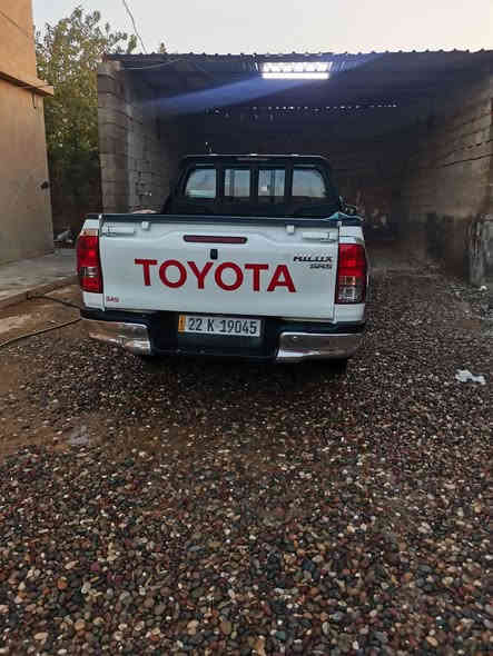 سلام عليكم ورحمة الله وبركاته عندي مرزي ٢٠١٨ فول موصفات رقم شمالي أربيل السياره جديده مال جناي ما تصرف عليه أربع السعر ٢٥٥ وبيه مجال الطيبين رقم الموبايل *********** مكاني صلاح الدين الشرقاط
