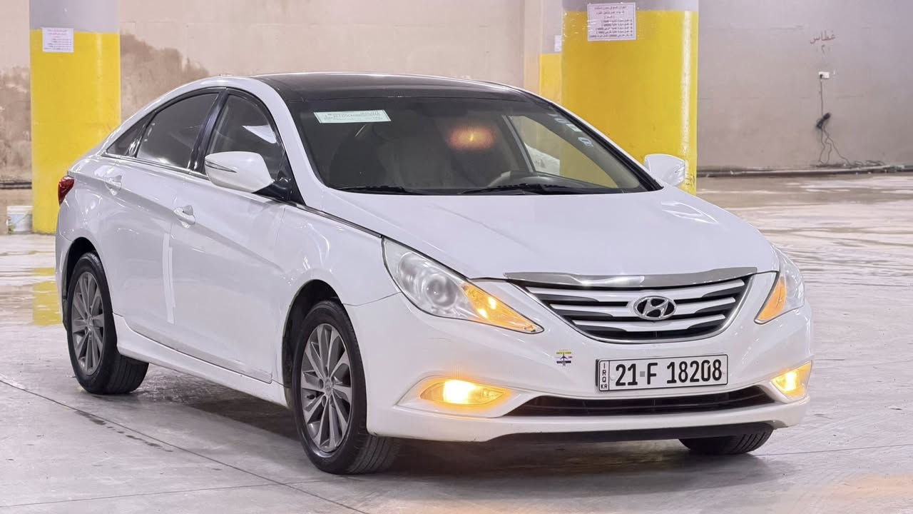 سلام عليكم 
للبيع 
هونداي سوناته 
موديل 2013
مكينه 2400
بانوراما 
تحكم ستيرن 
رقم وسنويه جديد 
تخم تايرات جديد 
صدر امامي خلفي جديد 
مكان السيارة دياله خانقين 
اي استفسار 
***********
