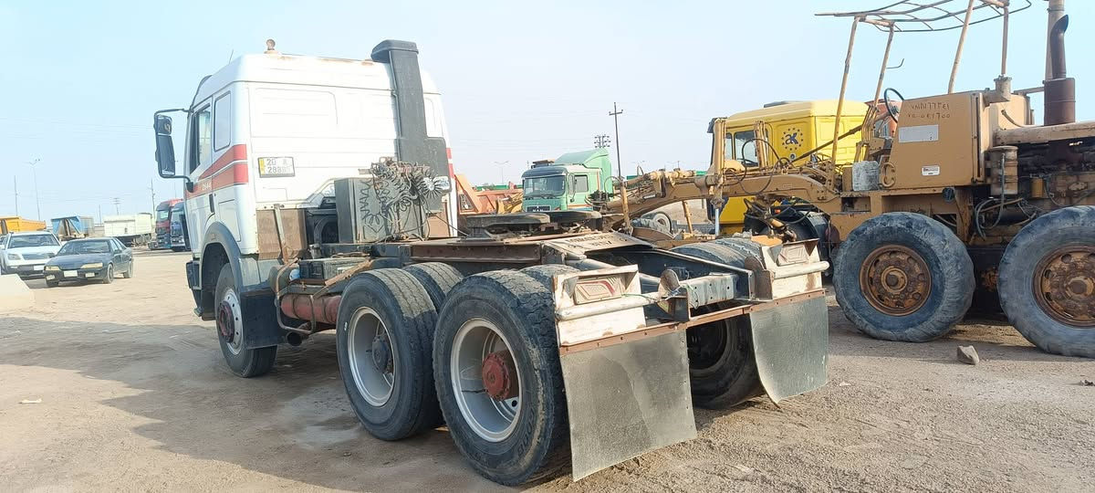 السلام عليكم 
للبيع 
راس تريله سكس 
محرك 10 مجفت جديد 
كير 160 مكفول 
مجموعه جي أف مكفولة 
قماره بلاديه
شاصي مكفول 

السعر 275 وبيه مجال للشراي 

معرض العراق لبيع السيارات والآليات الثقيلة 
الانبار ـ الفلوجه معارض الخط السريع 
*********** - ***********
