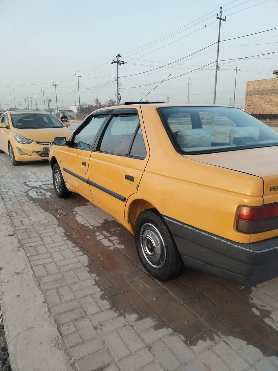 السلام عليكم بيجو روا للبيع موديل 2009 قادسية كفالة عامة تلكيط خياسات الدواير فقط مكينة نظيفة أكسن دايو أبرنس السعر 30 ورقة وبيها مجال المكان الديوانية للأستفسار بالرقم ***********
