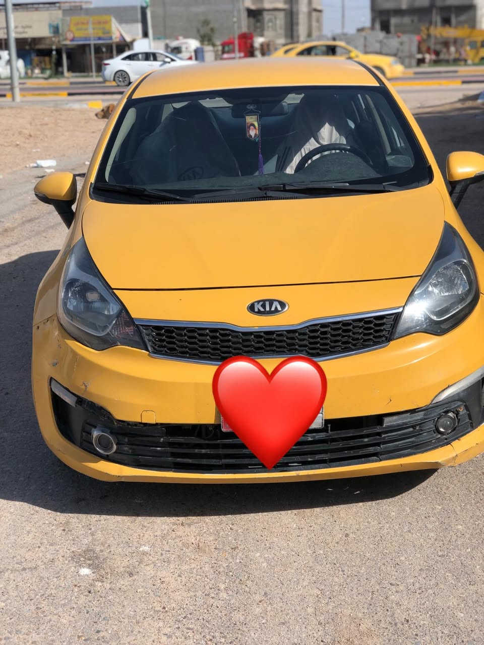 سلام عليكم كيا ريو مديل ٢٠١٦ سياره خليجيه كفاله من ضربه وتبديل مصبوغه عام سعرهه ٩٠وبيهه مجال ***********

