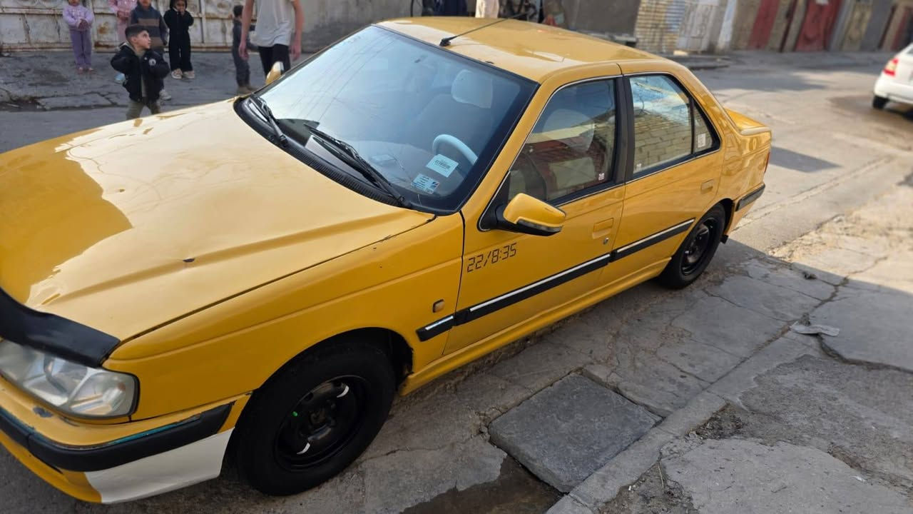 سلام عليكم بيجو بارص موديل 2015 مكينه وكير مكفولات صدر امامي و خلفي جديد مشط ستيرن جديد منضومه تبريد جديده حتى راديتر جديده تخم تاير جديد سياره عليه منضومه زنون اصلي شراي يتصل على الرقم ***********
