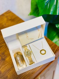 طقم هدايا • عطر • ساعة