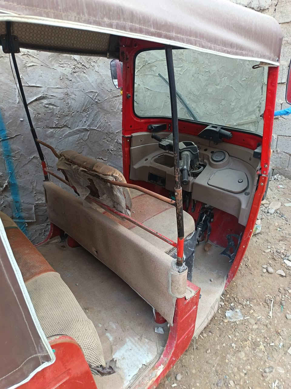 تكتك البيع موديل 2018شهر 12تكتك متروكه بل كراج مرقمه بس سنويه بدون الوحات مكاني بغدادالستكشافات الحبيبيه سعر 4250مليون او بيهة مجال هذه رقمي ***********
