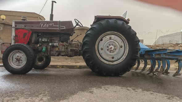 فورگسن 290  رقم أربيل   محرك كير أكسل باور نجمه كلو شرط 9 وبي مجال  ***********       مكان نينوى مخمور
