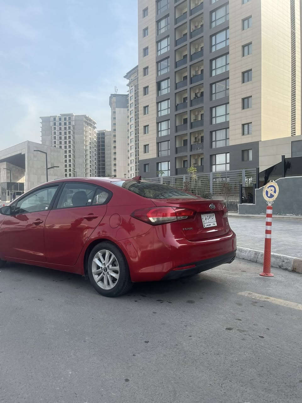 السلام عليكم 
فورتي موديل 2017فئه s
كير Atالمرغوب 
اسياره حلوه معدل شلعه 
مابيها اي نقص وارد امريكي حادث امامي
خفيف السونار جديد قبل سبوع سويته 
تبريد كهربائيات تخم تاير جديد رقم بغداد
السياره بسمي ثاني يوم تحويل 
السعر 105
مكان بغداد حي العامل
***********
***********
