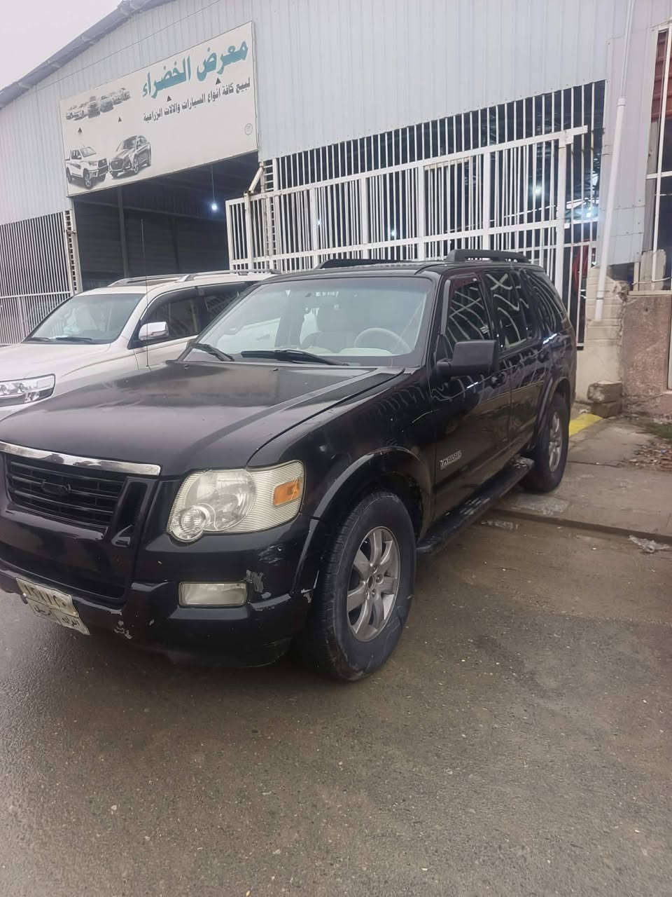 سياره فورد اكسبلور موديل 2007 رقم اربيل شرط التحويل بدون صبغ وضربه فقط قطعه صغيره باب السكن تعديل بارد شرط ماكينه وقير مال حاويه جديد تبريد مركزي ثلاث قطع سبعه راكب فتحه بالسقف رخم تاير جديد بطاريه 100 امبير جديد سياره جاهزه دينار واحد ما تصرف مراوسه حسب
فقط مكلف بالنشر لا حد يراسلني هذا رقم السياه ابو السياره خابره
القناعه رقم تليفون***********
