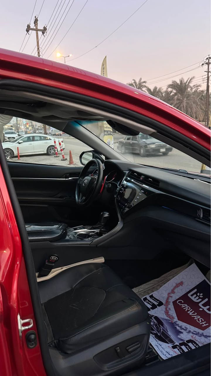 كامري 2019 ماشيه. 106 كيلو 
حادثها موجود بل صور وكامل 
سنويه منتهيا 155 بيها مجال

*********** بصره البصرة, العراق
