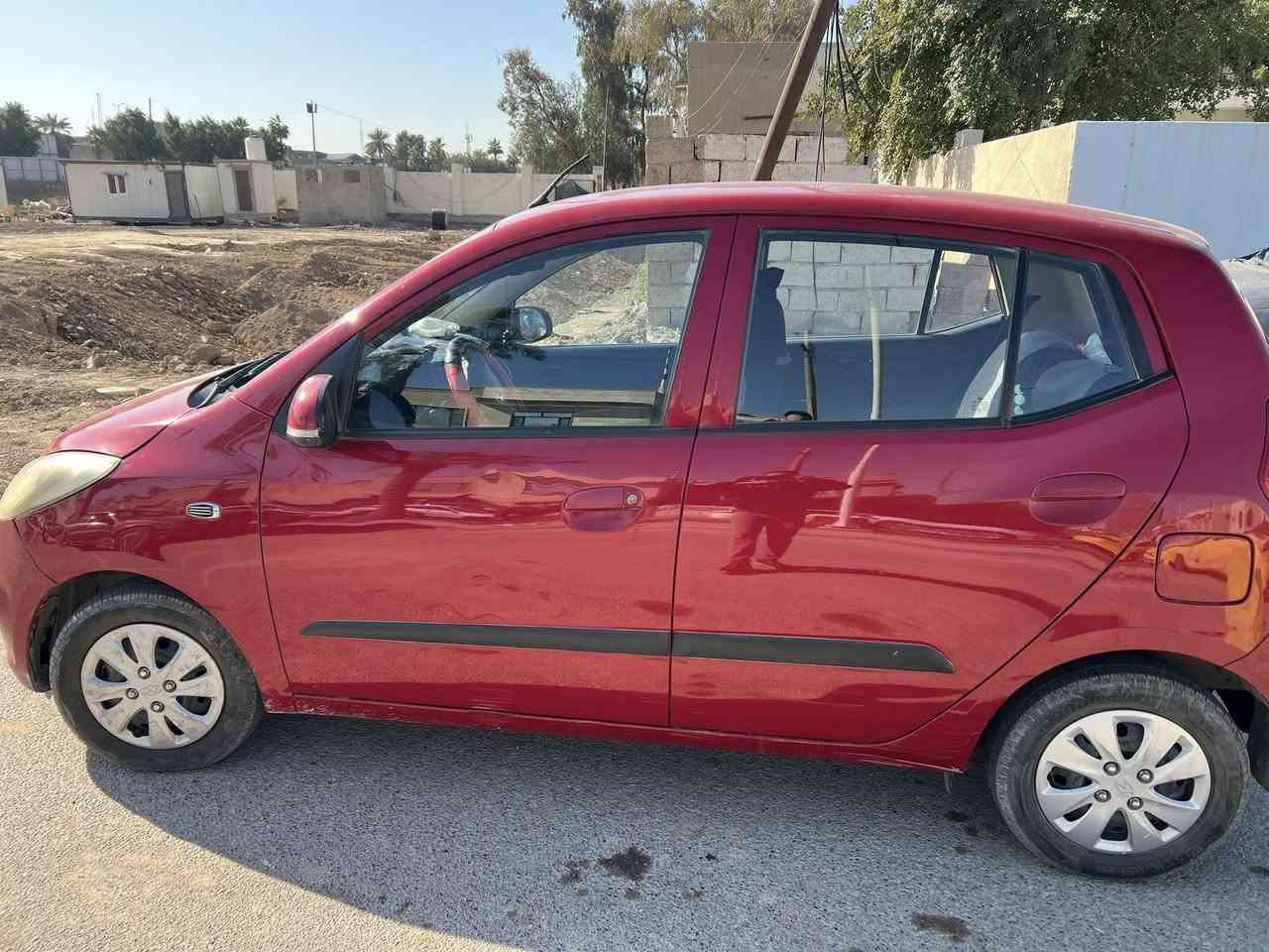هونداي i10موديل 15مكفوله ماشيه 70السعر 85مراوس اوبيع باكسنت او بيكانتو ***********بغداد
