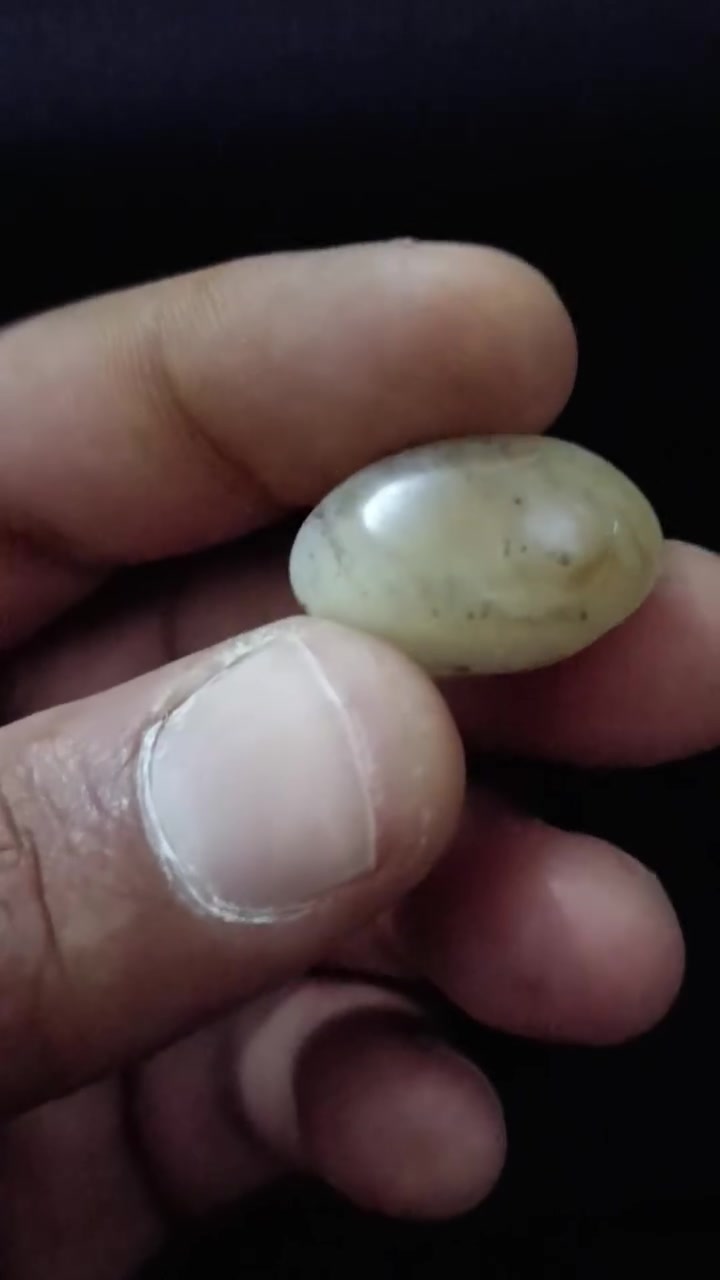 حجر خارطه عطف باداودي الحجره اروحنه بالعمل الي تريده تستغل عندك فول. تروحن انزل في الحجر اروحاح طيبه يفعلون الحجر. المحبه والقبول والهيبه وتسهيل المور وكثير من المور المشتري شنو يريد اروحنه الك بشرط فقط بالحلال. بدون خاص سعرها 150 الف تأخذ حجره بعد طول عمرك تستغني عن جميع الححار


**إذا كنت صاحب هذا الإعلان وتريد حذفه لأي سبب، رجاءا أرسل رسالة إلى الدعم الفني**