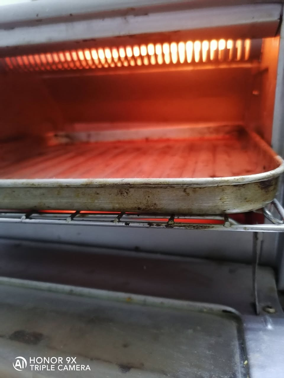 اوفن للبيع عدد ٢ صغير واللخ كبير السعر ب50قفل اثنينهم شغالين اي عطل مابيهم


**إذا كنت صاحب هذا الإعلان وتريد حذفه لأي سبب، رجاءا أرسل رسالة إلى الدعم الفني**