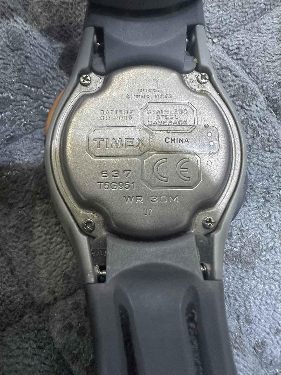 ساعة تايمكس إنديغلو رياضي وكاله مخزن
نضافه 99‎%‎
خاصية الإضاءة الخلفية (Indiglo).
شاشة رقمية.
غطاء خلفي من الفولاذ المقاوم للصدأ.


**إذا كنت صاحب هذا الإعلان وتريد حذفه لأي سبب، رجاءا أرسل رسالة إلى الدعم الفني**