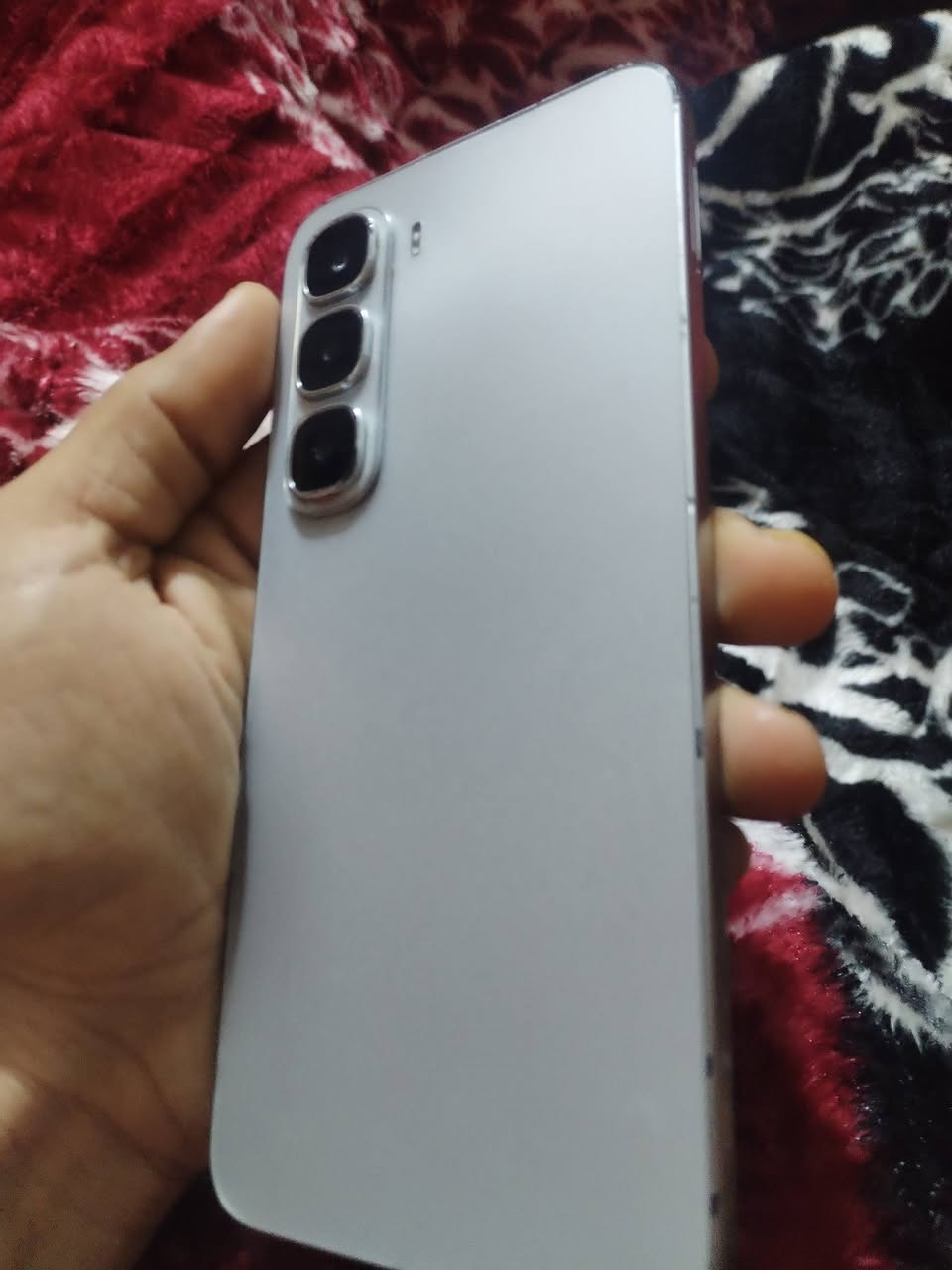 انفنكس هوت 60 ذاكرته 256 جهاز نضيف استخدام قليل الشراي يراسلني ويدلل سعره 175


**إذا كنت صاحب هذا الإعلان وتريد حذفه لأي سبب، رجاءا أرسل رسالة إلى الدعم الفني**